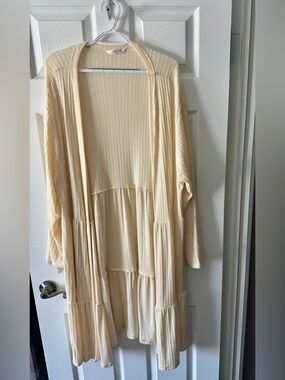 Women's Cream Open-Front Tiered Cardigan Sweater